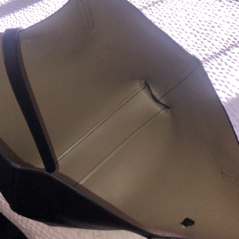 Tote - Picture 2 of 3